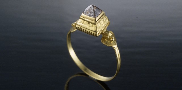 Gold Engagement Rings: The Ultimate Symbol Of Love